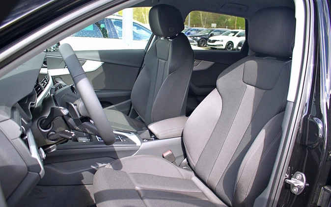 Audi A4 cena 173247 przebieg: 1, rok produkcji 2024 z Ciechanowiec małe 254